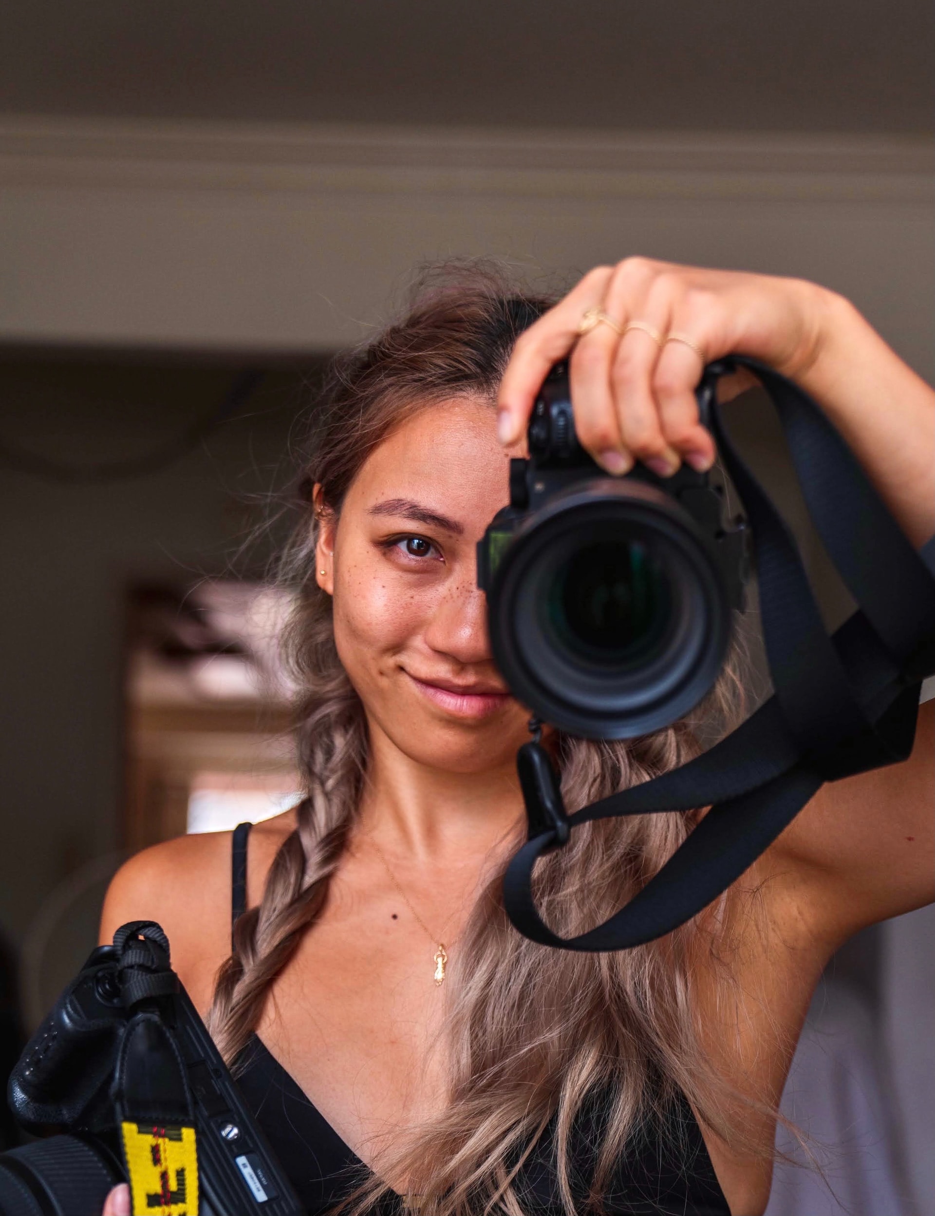 woman-camera